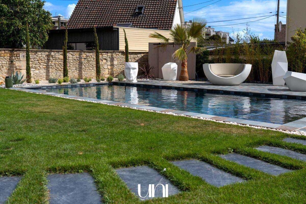 Maison 7 pièces de 300 m2 avec piscine - Caen - photo 12