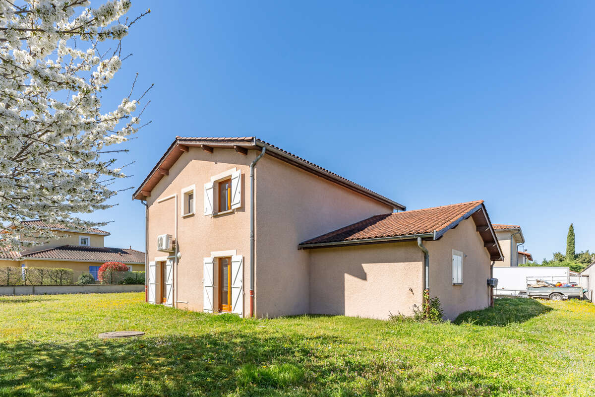 Maison à SAINT-PRIEST
