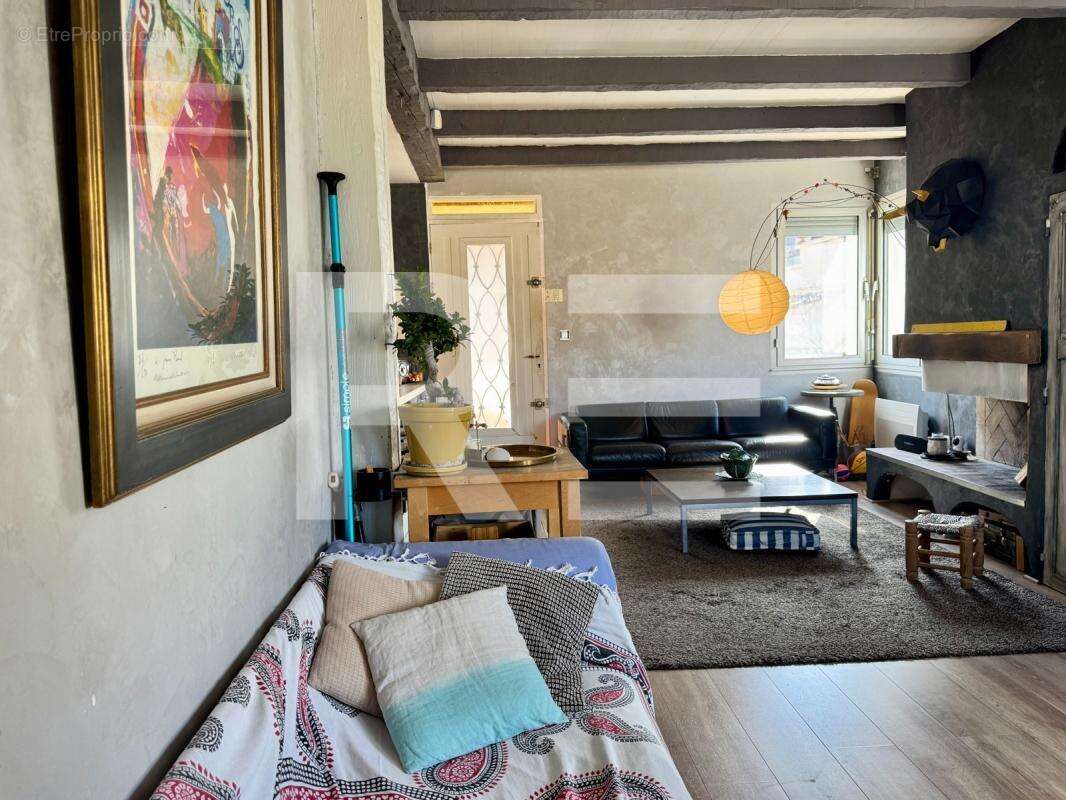 Maison à MARSEILLE-8E