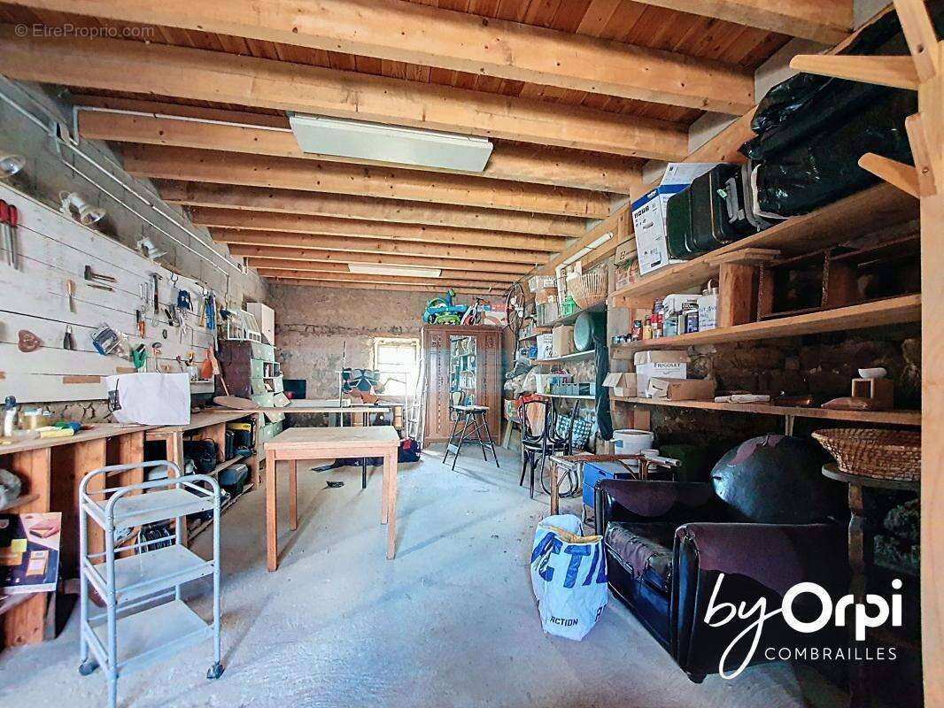 Maison à SAINT-GEORGES-DE-MONS