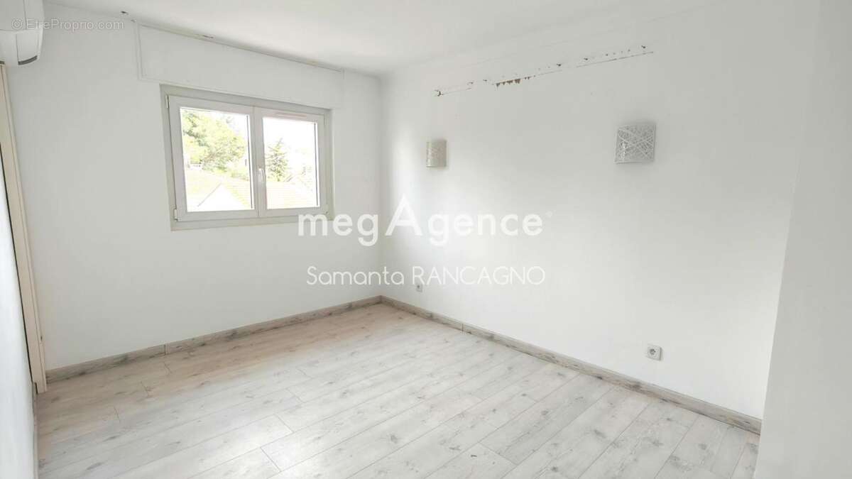 T3 rénové 67 m² – Balcon, DPE B, lumineux en résidence sécurisée - photo 5