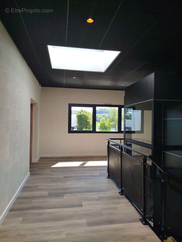 Bureaux à vendre - Sillingy/Annecy - photo 5