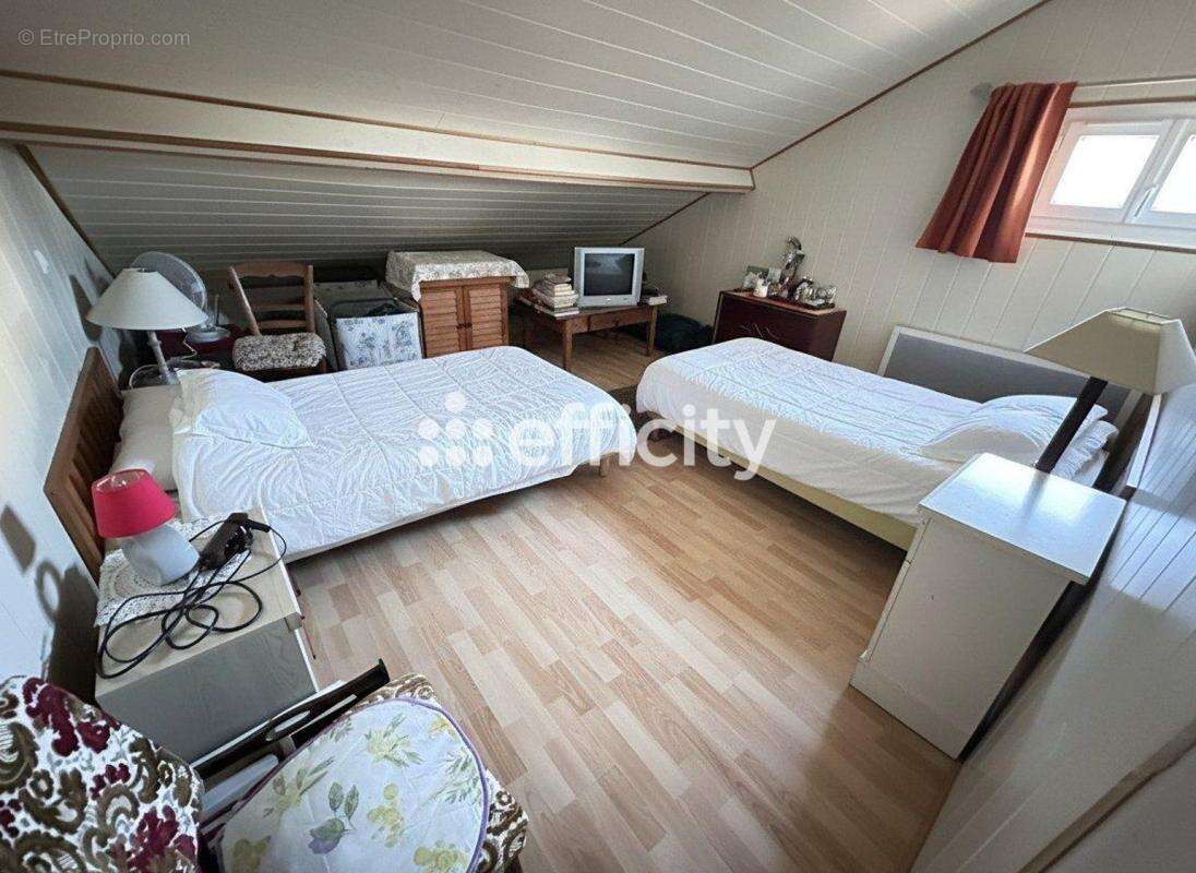 Maison à DAMPIERRE-EN-BURLY