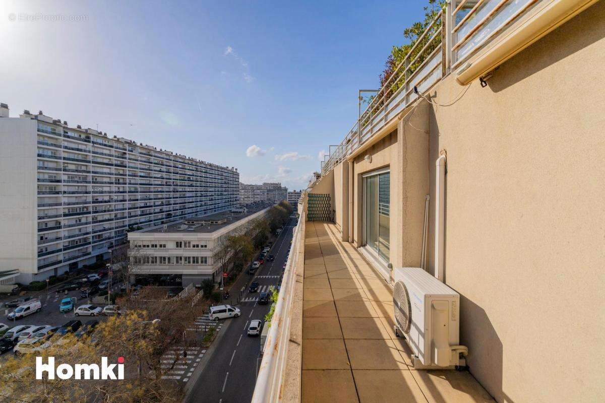 Appartement à MARSEILLE-8E
