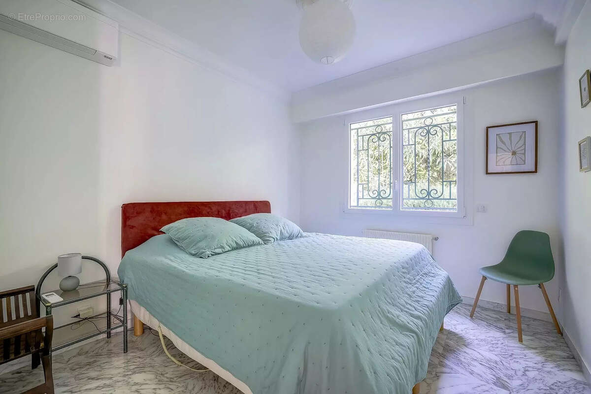 NICE NORD COLLINE - 3/4 PIECES dans VILLA - 117 m2 - Terrasse - Jardin- Garage - 689 000 € - photo 12