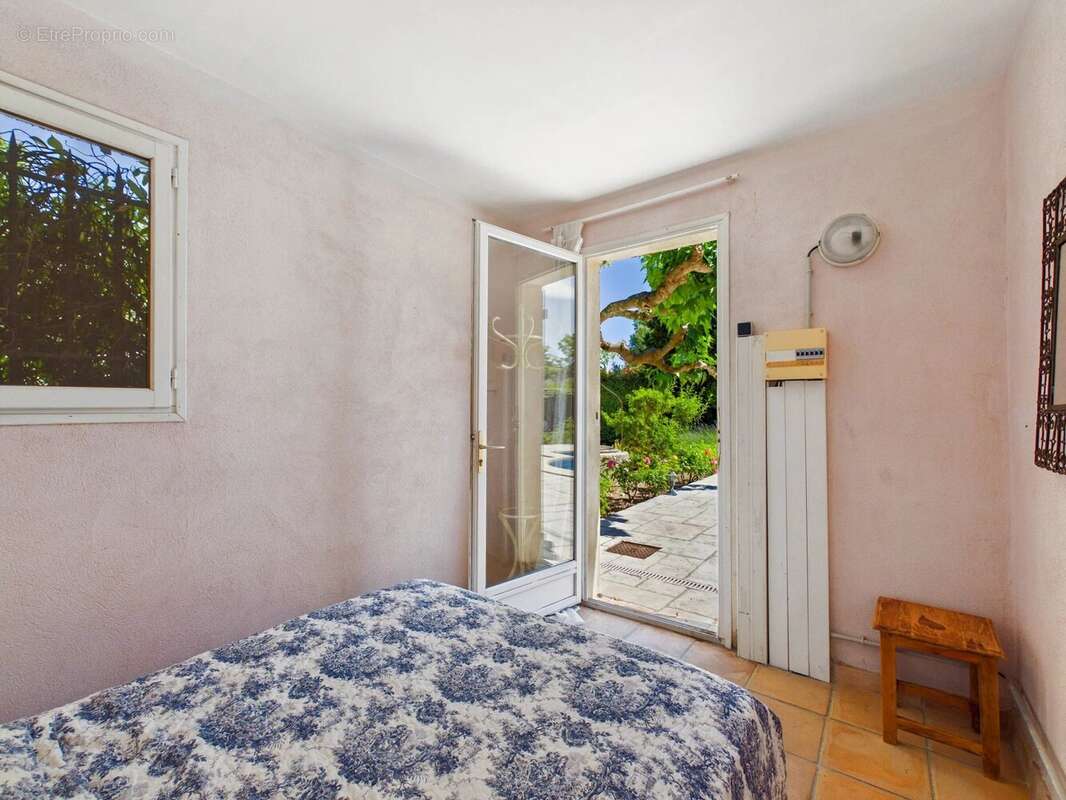 Maison à LORGUES