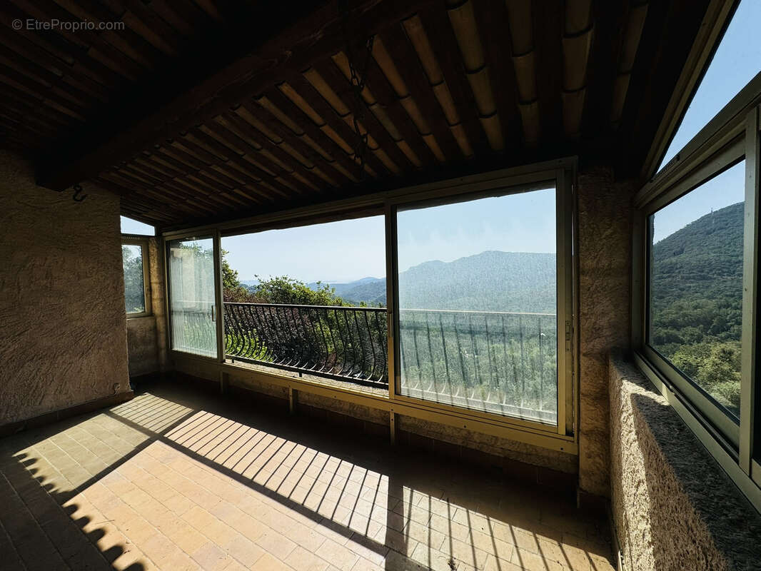 Maison à LES ADRETS-DE-L'ESTEREL