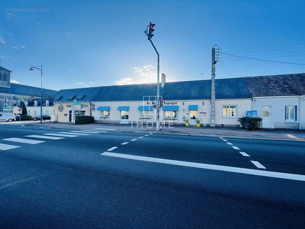 Commerce à GUECELARD