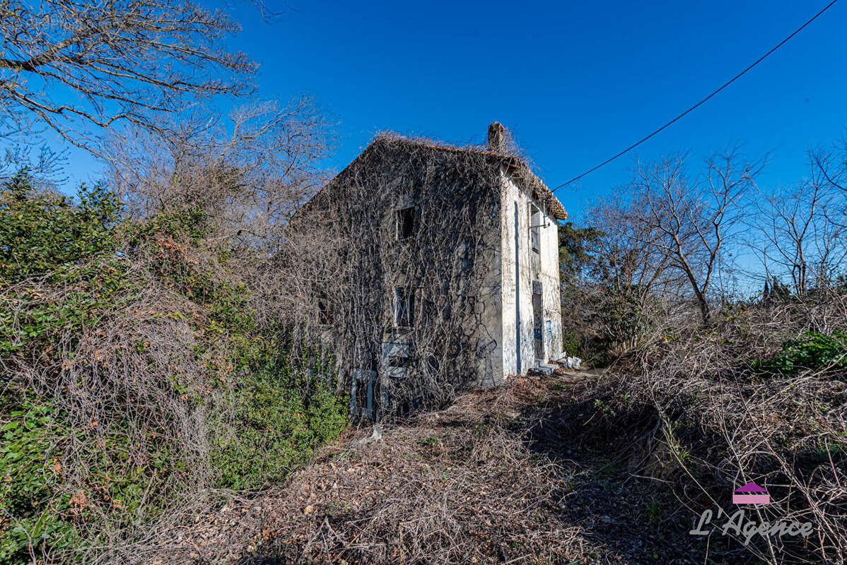 TOULOUGES / PERPIGNAN - Vieux Moulin à restaurer + terrain - photo 5