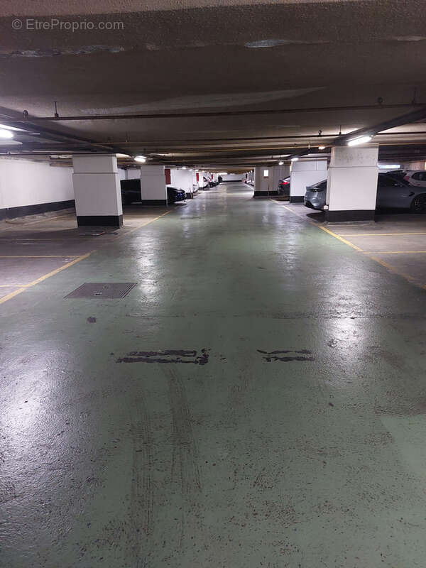 Parking à NICE
