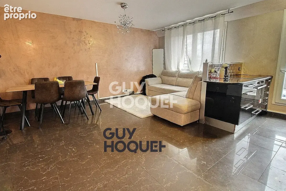 Appartement à LIMEIL-BREVANNES