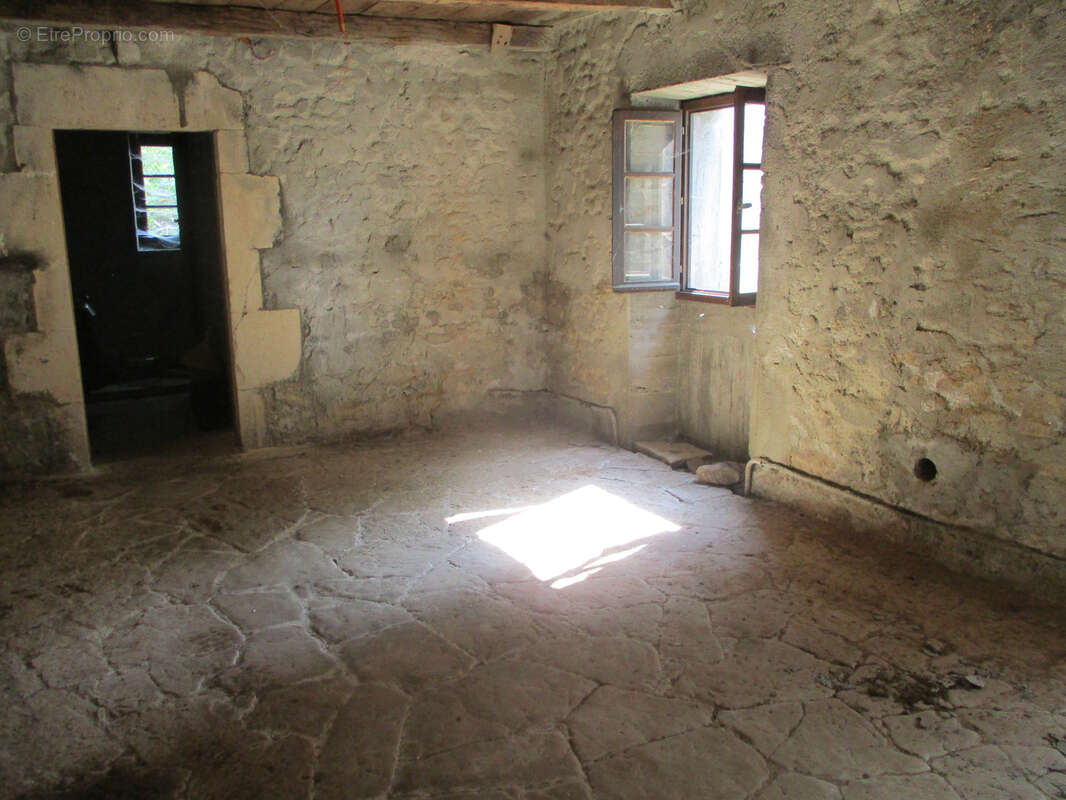 Maison à MESSE