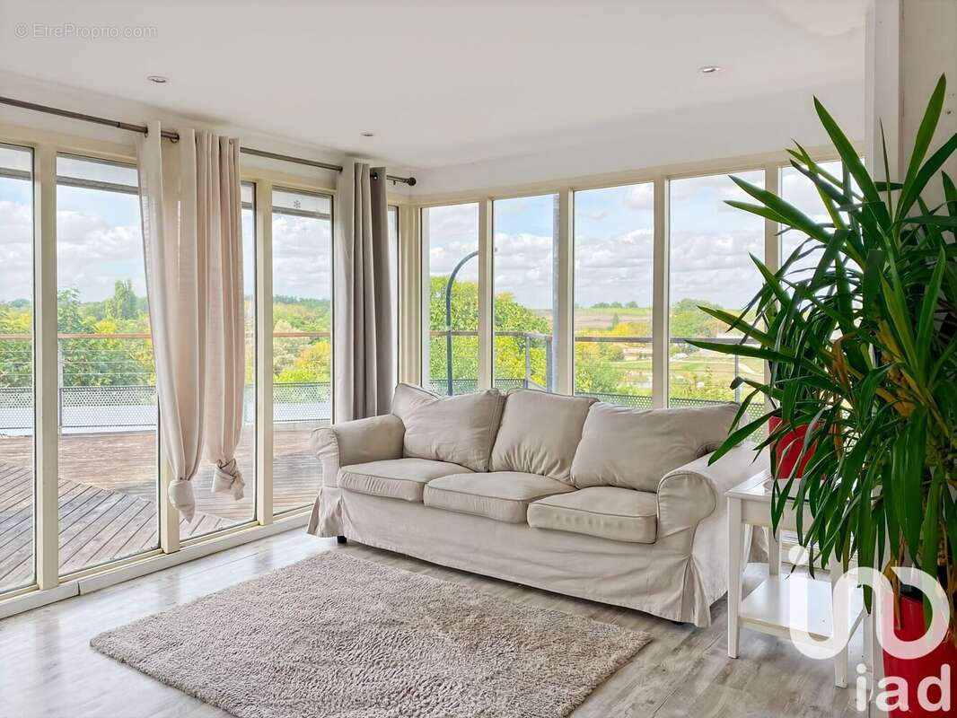 Photo 8 - Maison à MONTUSSAN