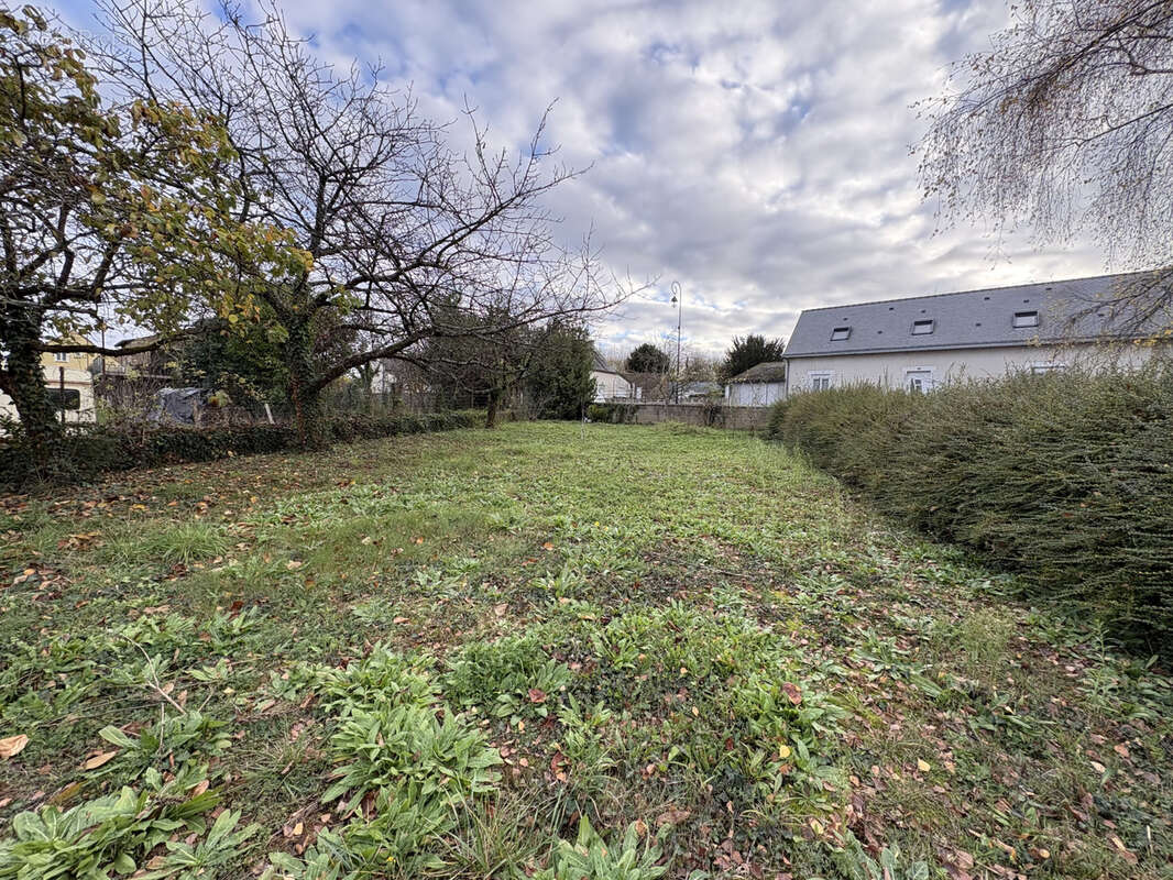 Maison à CHANTENAY-VILLEDIEU