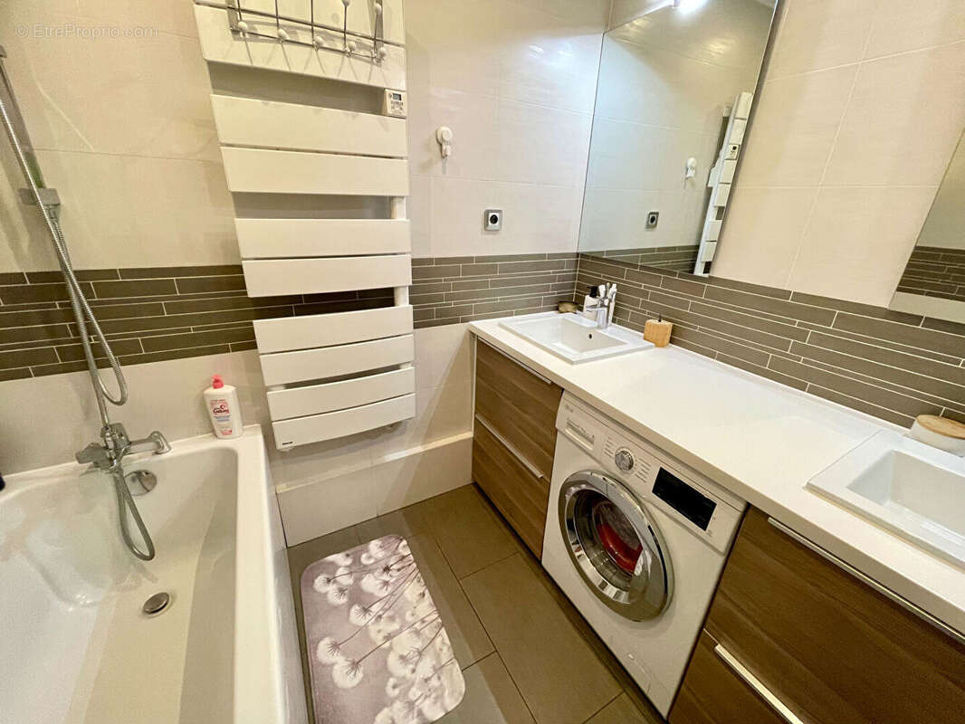 Appartement à COLOMBES