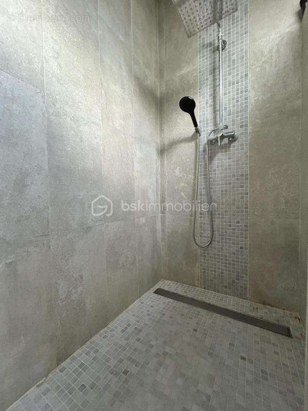 Maison à LE PONT-DE-CLAIX