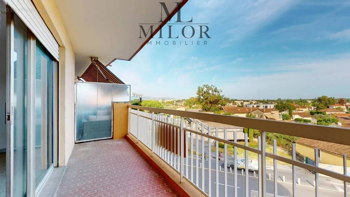 Appartement à MANDELIEU-LA-NAPOULE