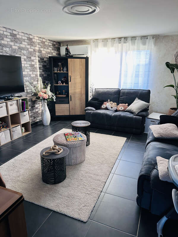 Maison à SAINT-QUENTIN