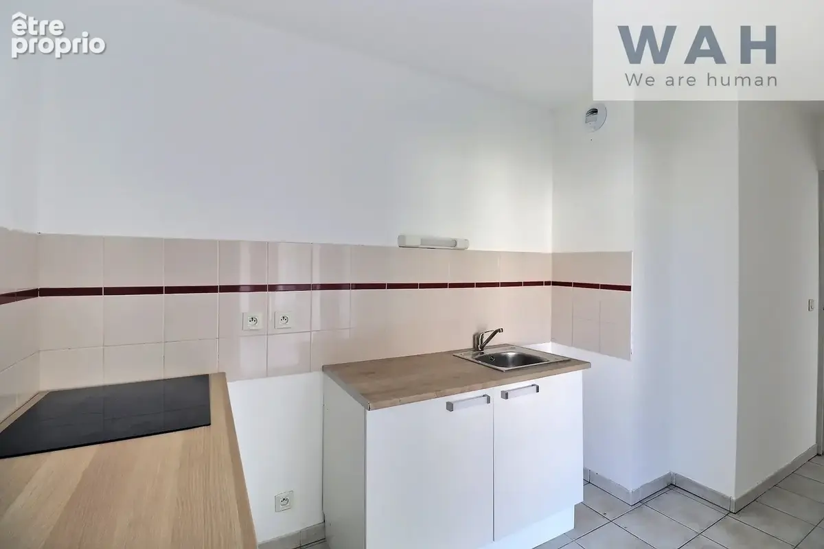 Vente appartement t2 50 m2   vue bassin jacques cœur   garage   loggia - photo 4