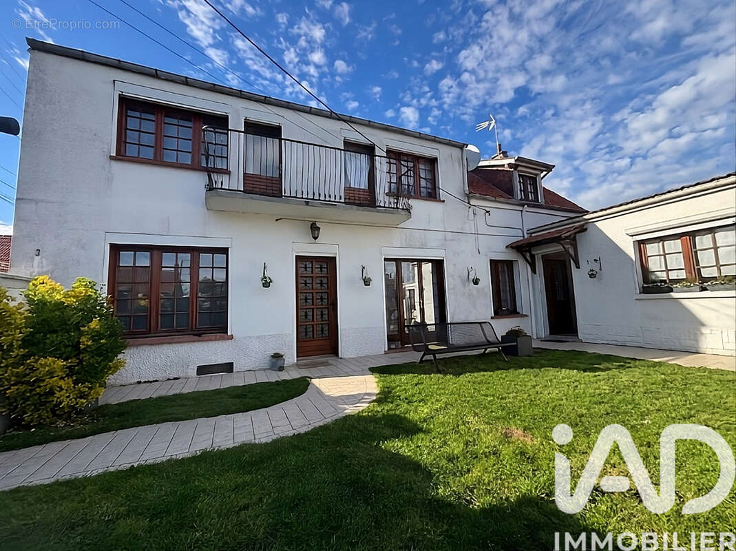 Photo 2 - Maison à VILLERS-OUTREAUX