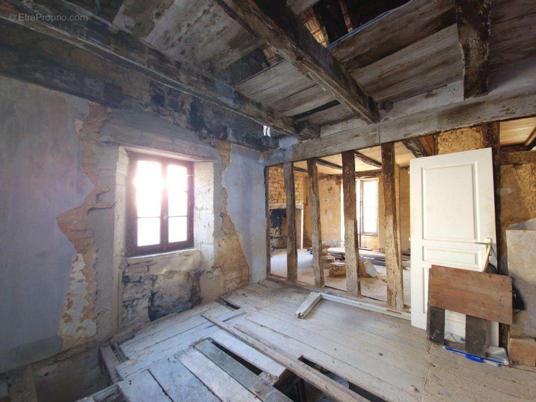 Maison à CAYLUS