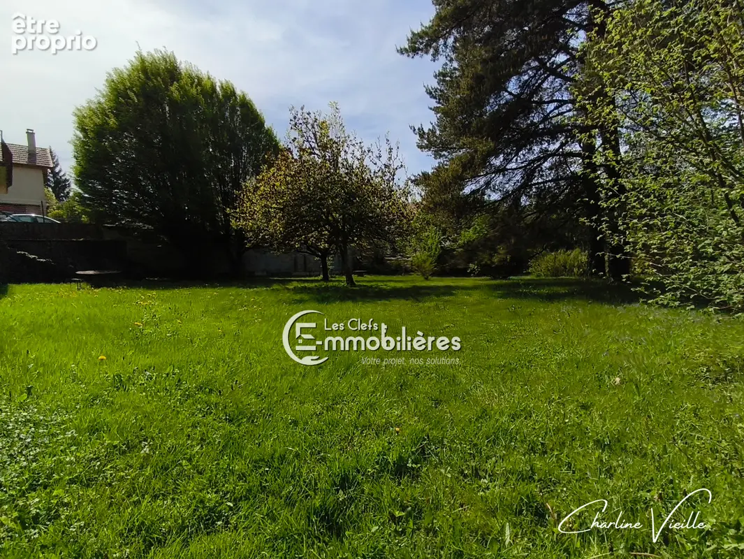 Maison familiale avec grand terrain arboré et potentiel de rénovation - photo 15