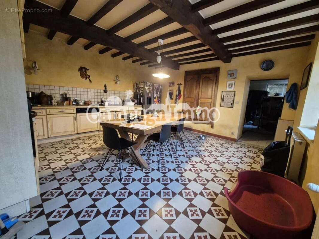 Maison à SAINT-LAURENT-DE-CHAMOUSSET