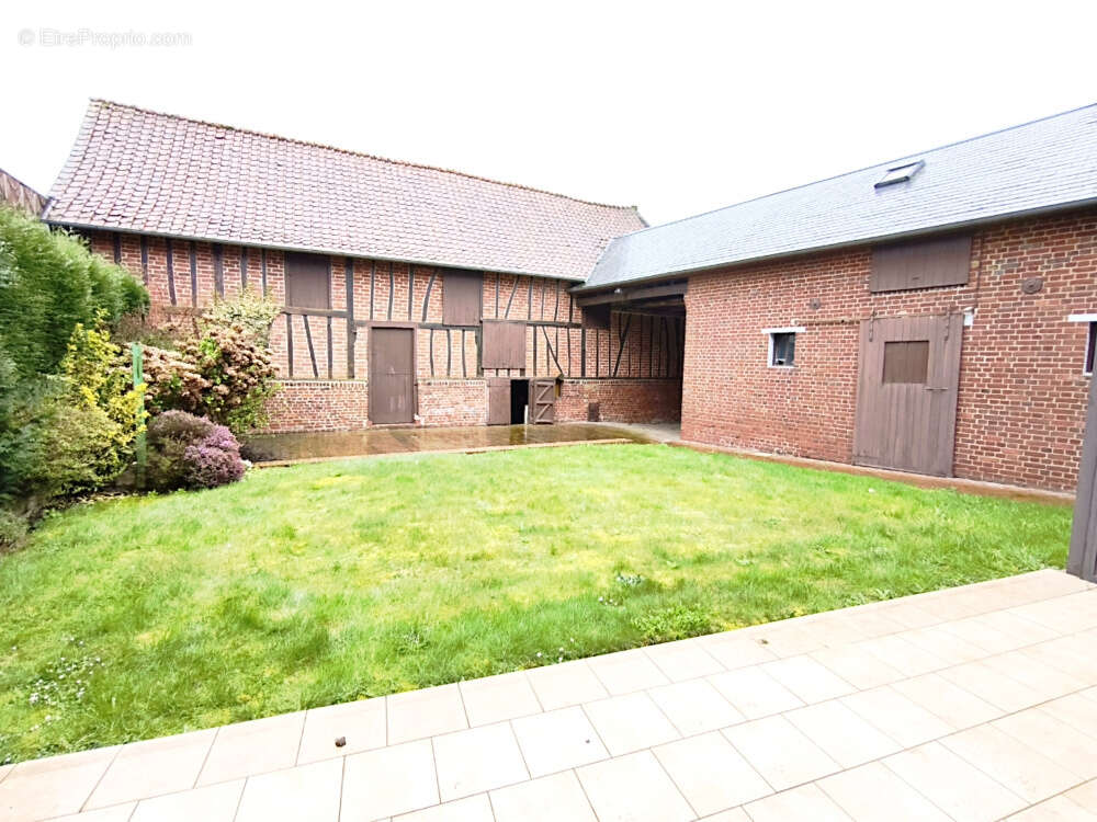 Maison à AVESNES-LE-COMTE