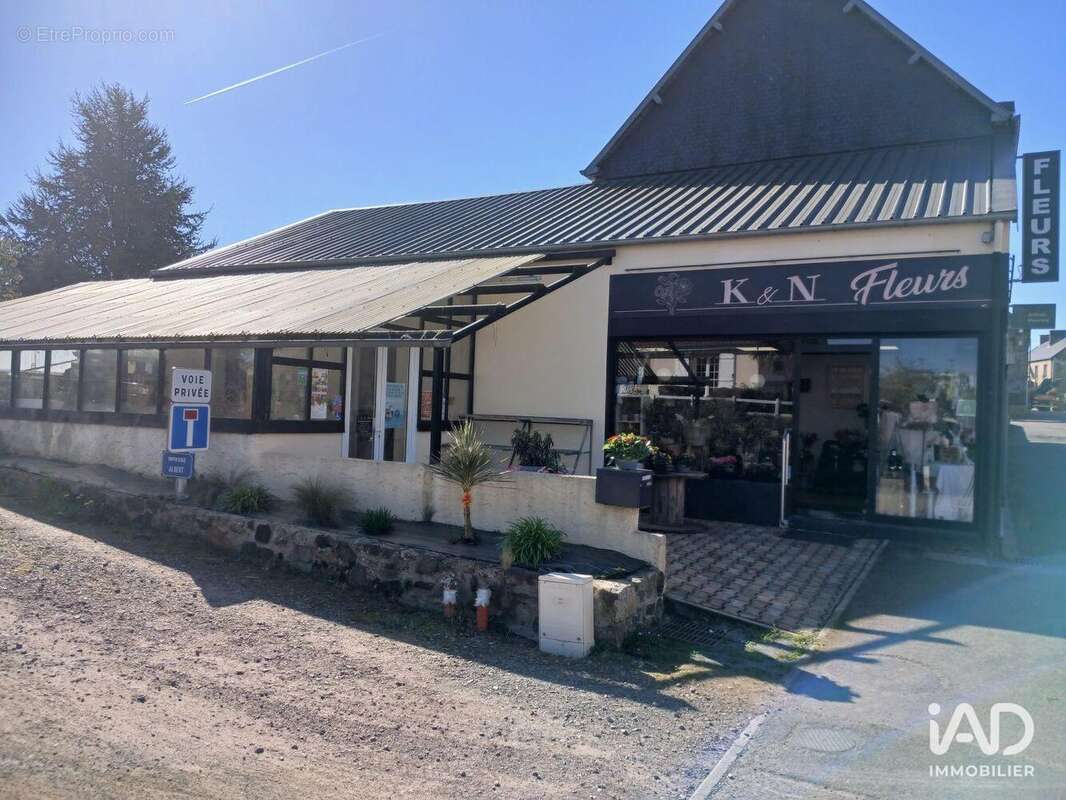 Photo 3 - Commerce à SAINT-SAUVEUR-LENDELIN