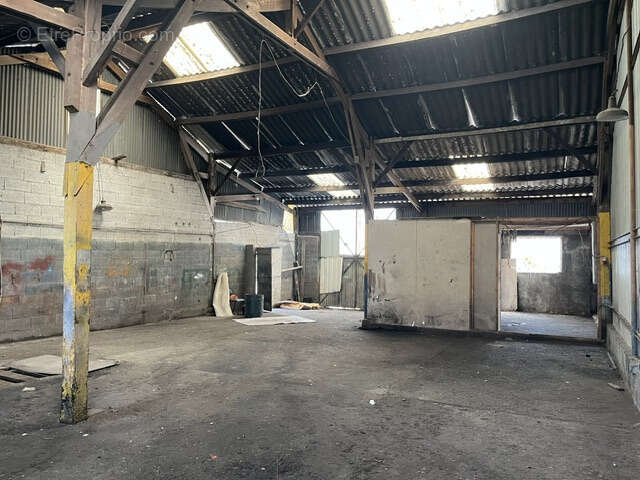 Hangar 1400m2 - photo 9