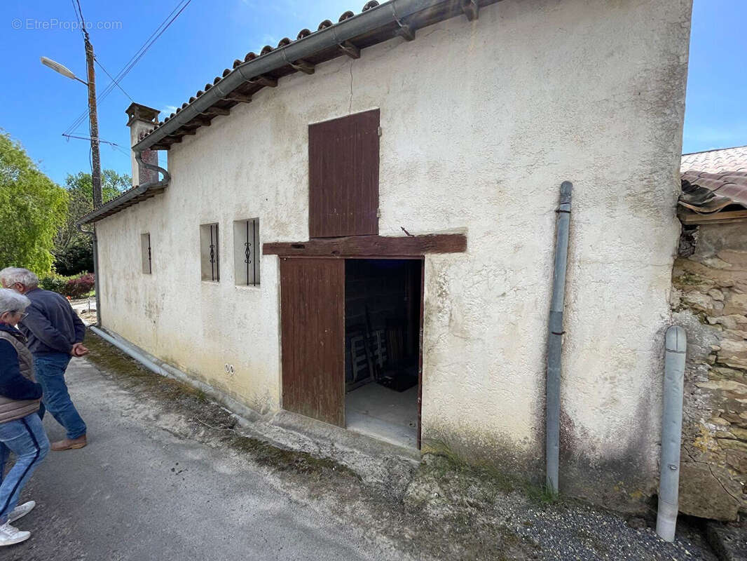 Maison à SAINT-FORT-SUR-GIRONDE