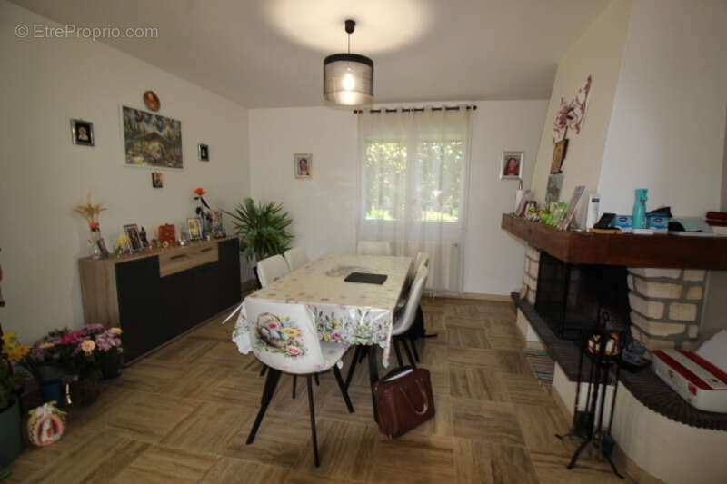 Maison à CHATELLERAULT