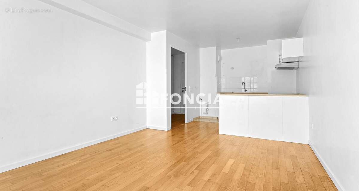 MASSY ATLANTIS – Appartement T3 COGEDIM avec une grande terrasse & parking, à 2 pas de la Gare TGV/RER ! - photo 4