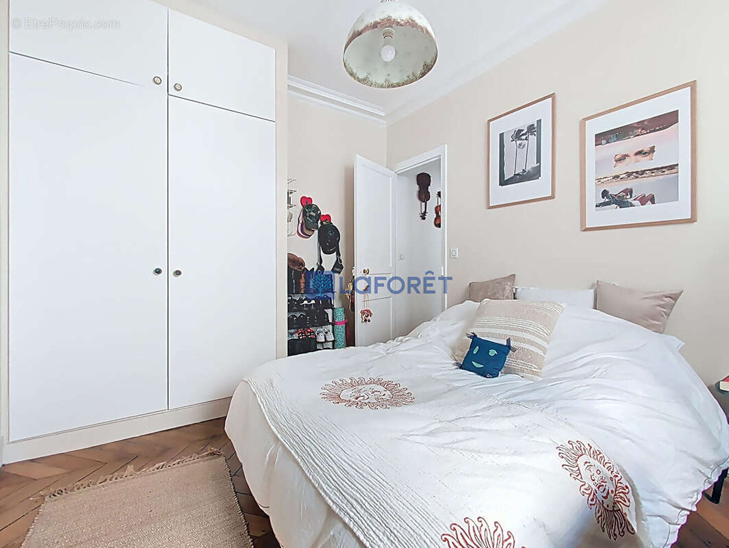 Appartement à PARIS-2E