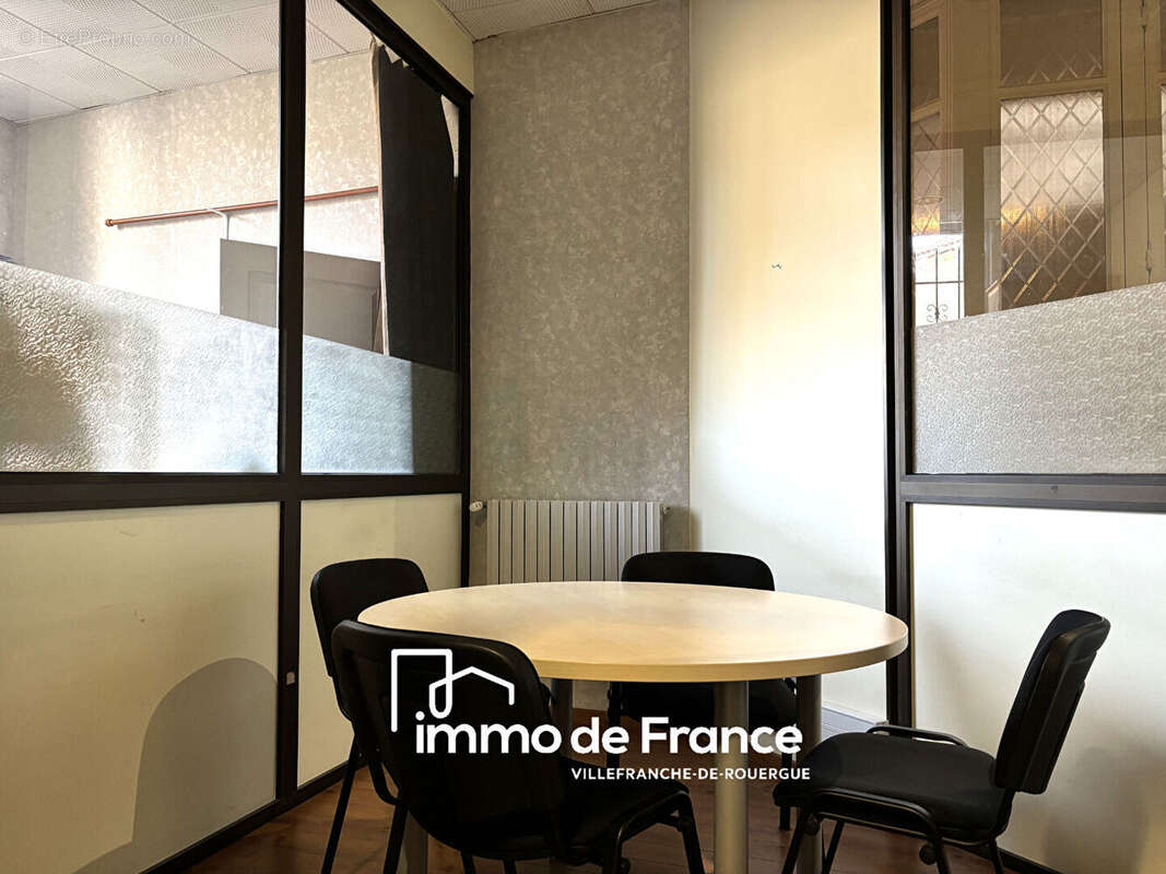 Local commercial de 182 m² avec changement de destination possible - photo 6