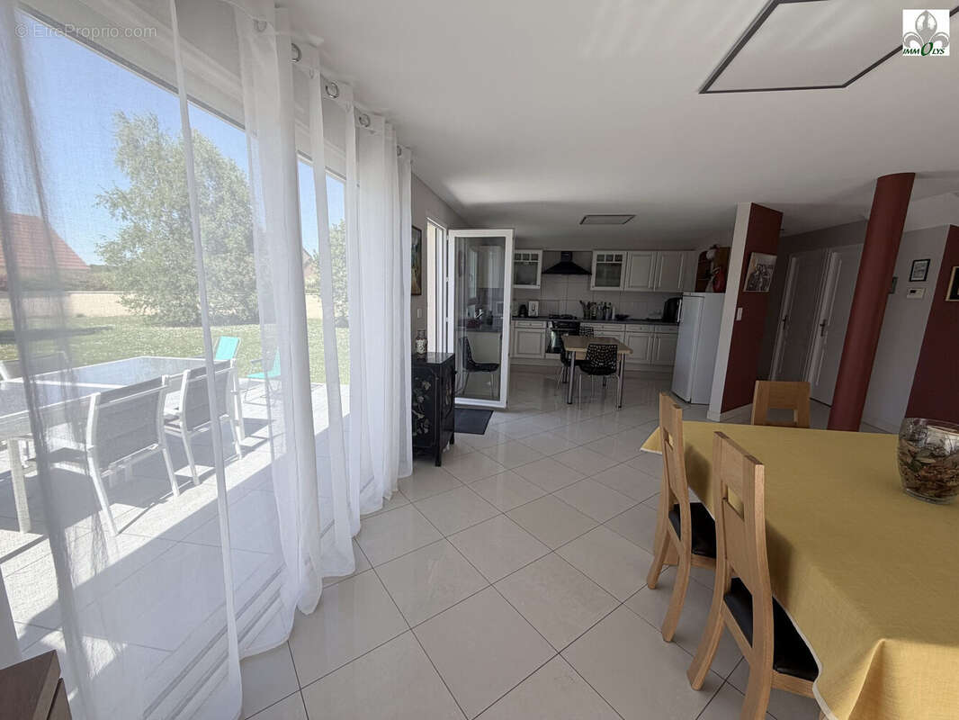 Maison à BROIN