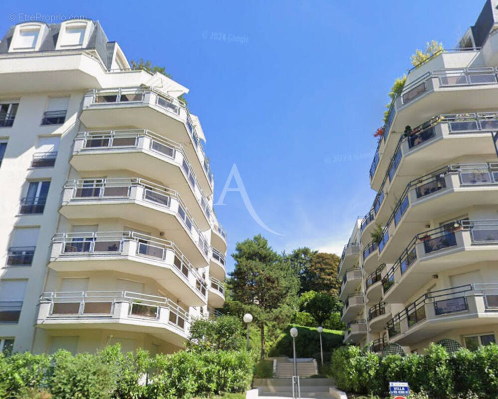 Appartement à CHAVILLE