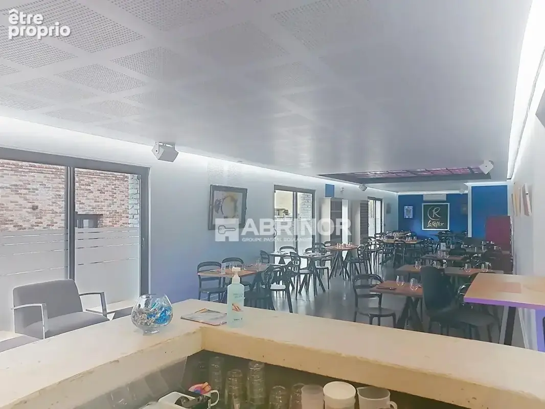 LOCAL COMMERCIAL de 384m² sur une parcelle de 2700m² - photo 19