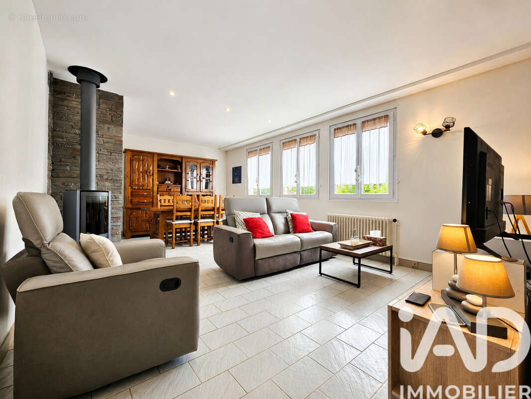 Photo 2 - Maison à MAULE