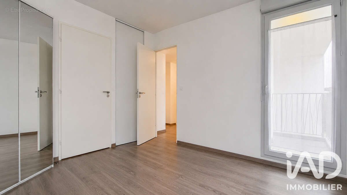 Appartement 38 m² à Marseille-10e  - photo 4