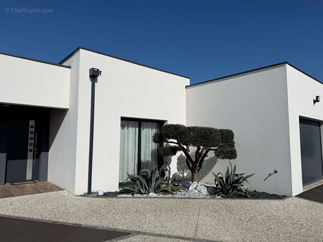 Superbe maison contemporaine à 10 minutes de Niort - photo 6