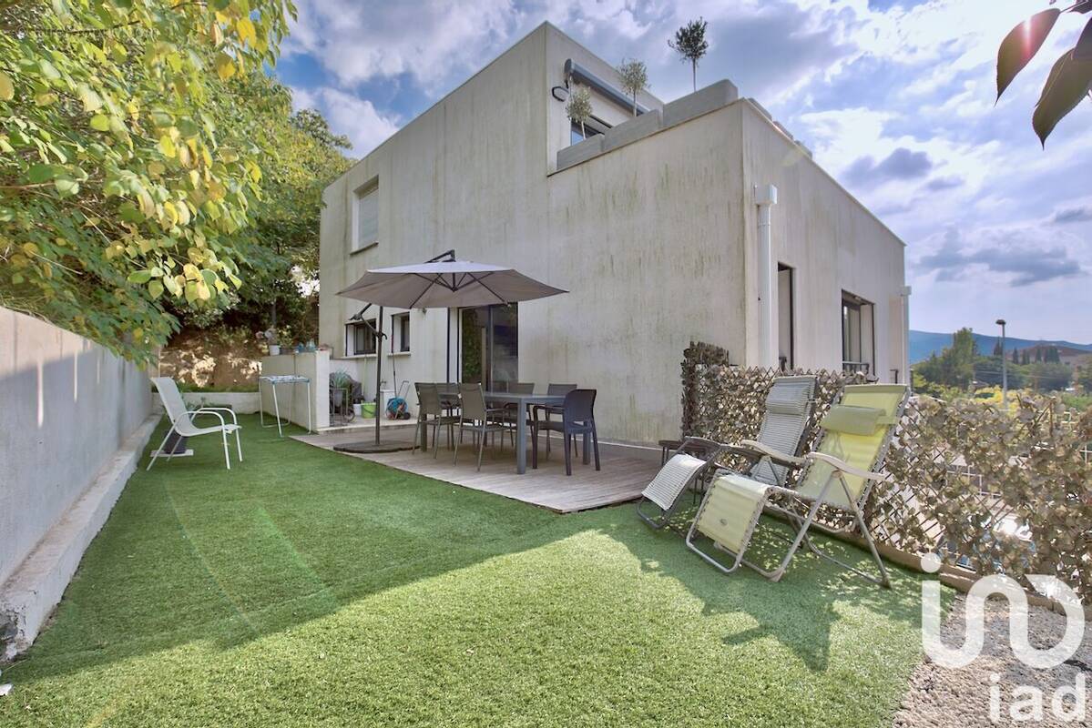 Photo 1 - Appartement à MARSEILLE-11E