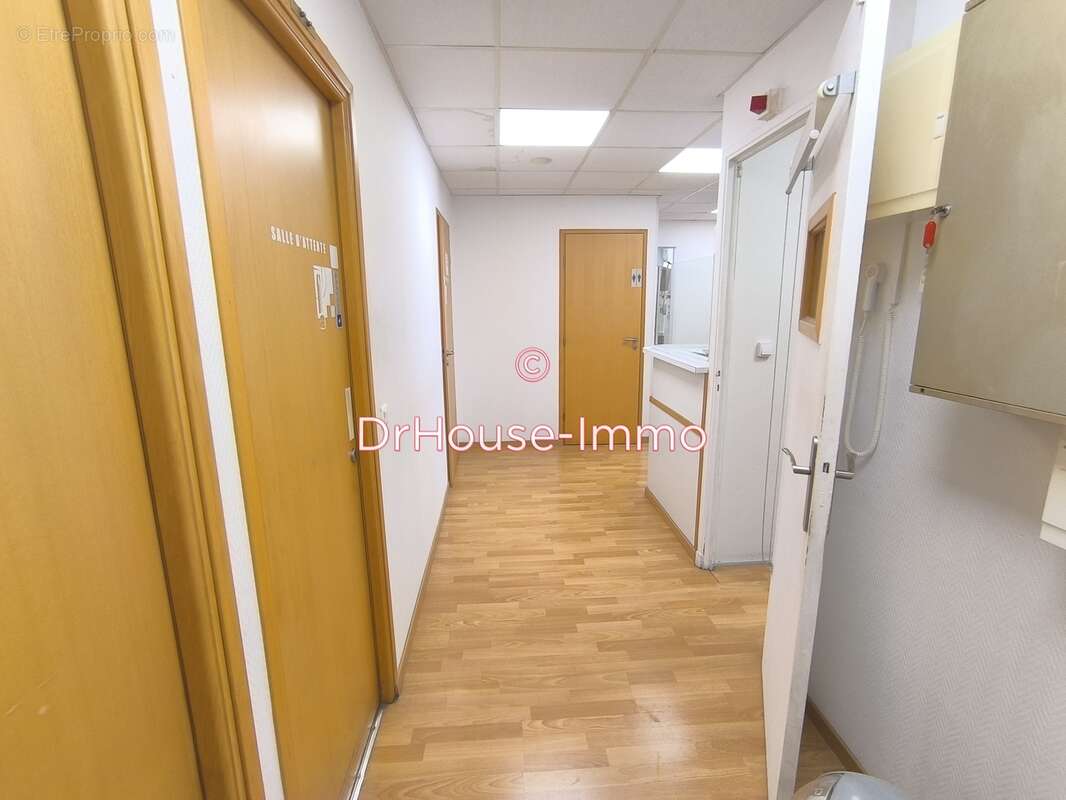 Appartement à MARSEILLE-4E