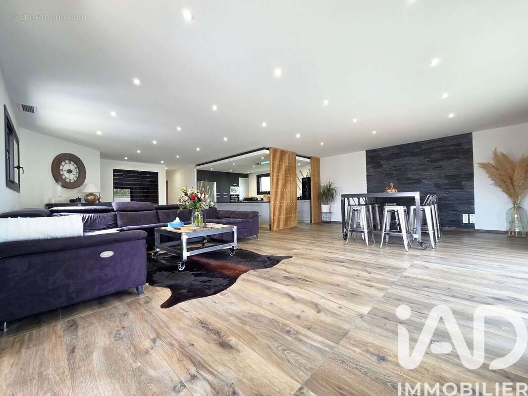 Photo 8 - Maison à PIA