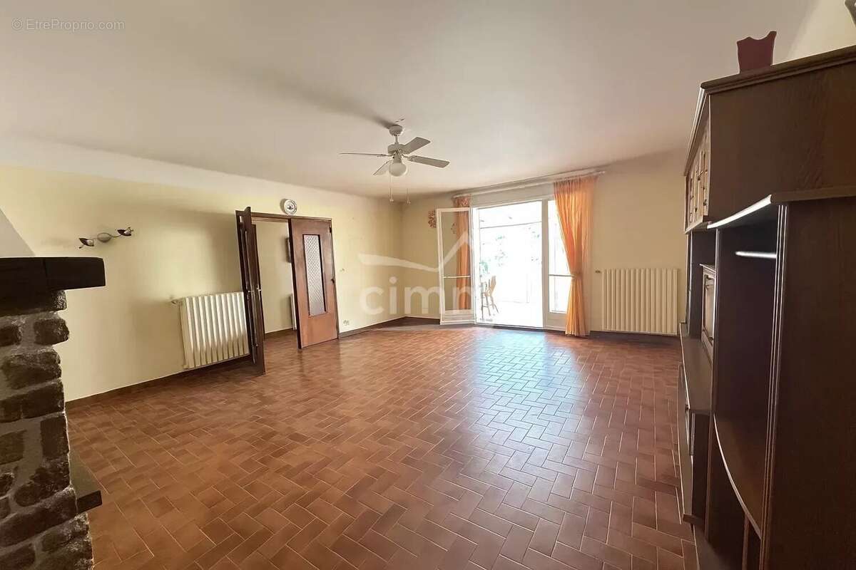 Maison de village avec jardin et appartement T3 - photo 3