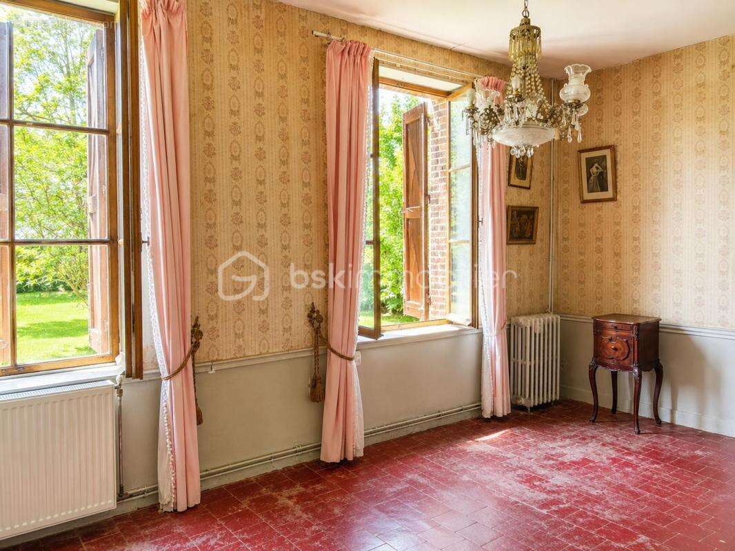 Maison de caractère à rénover avec dépendance- Fort potentiel - photo 8