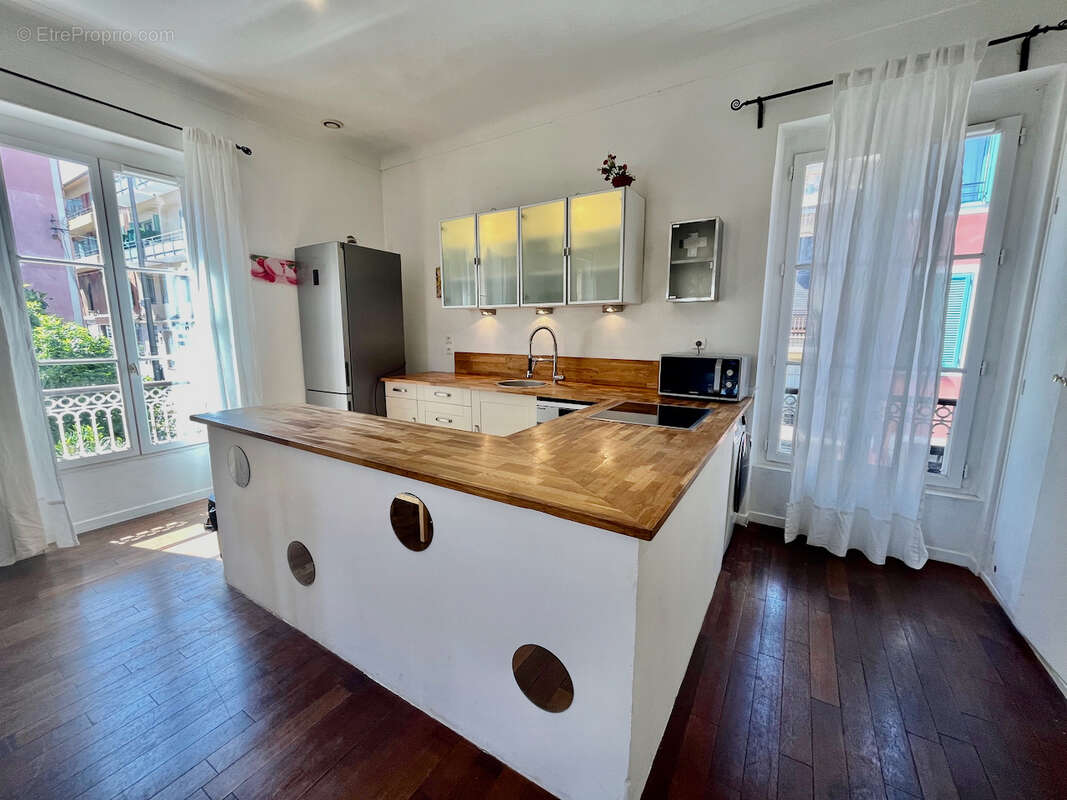 Appartement à VILLEFRANCHE-SUR-MER