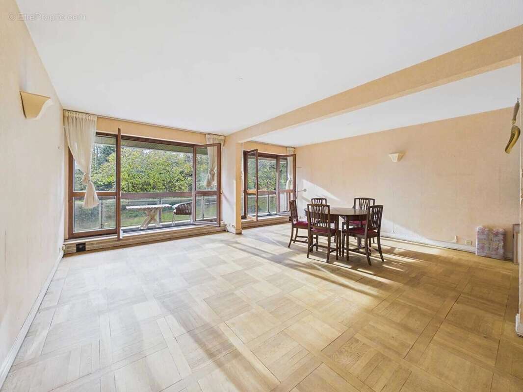 Appartement à SAINT-CLOUD