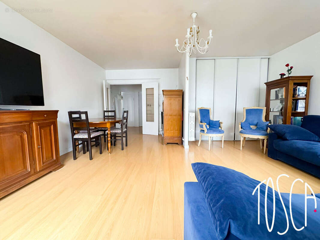 Appartement à THIAIS