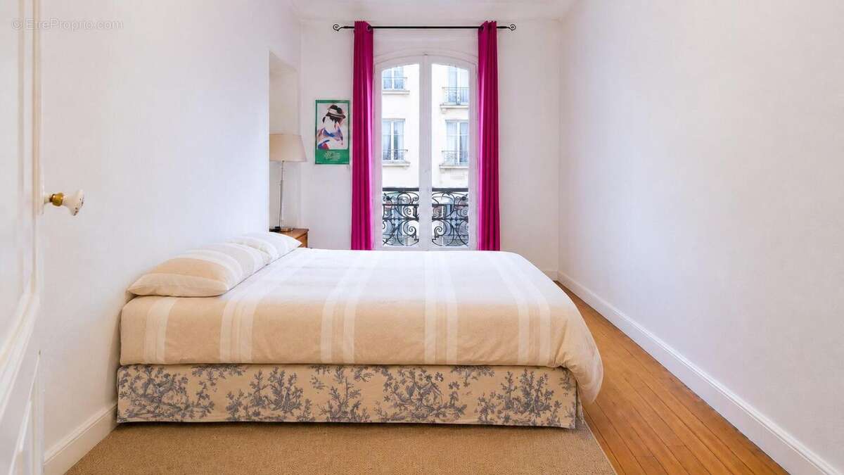 Photo 2 - Appartement à PARIS-18E